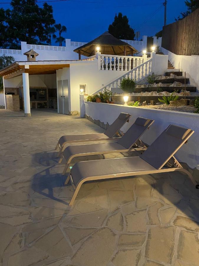 Villa Alhambra - Dale A Tu Familia Las Vacaciones Y El Descanso Que Se Merecen Calpe Eksteriør billede